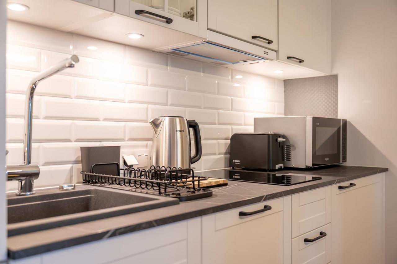 Pinea Sky Premium Apartament Z Widokiem Na Morze Ze Spa I Basenem Przy Plazy Поберово Экстерьер фото