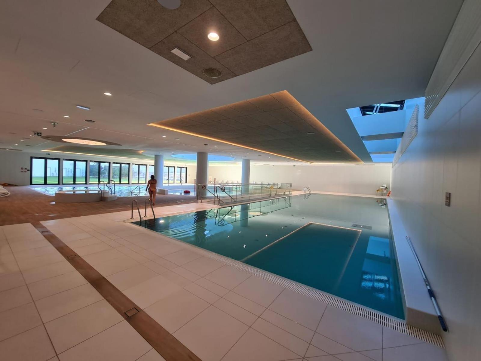 Pinea Sky Premium Apartament Z Widokiem Na Morze Ze Spa I Basenem Przy Plazy Поберово Экстерьер фото